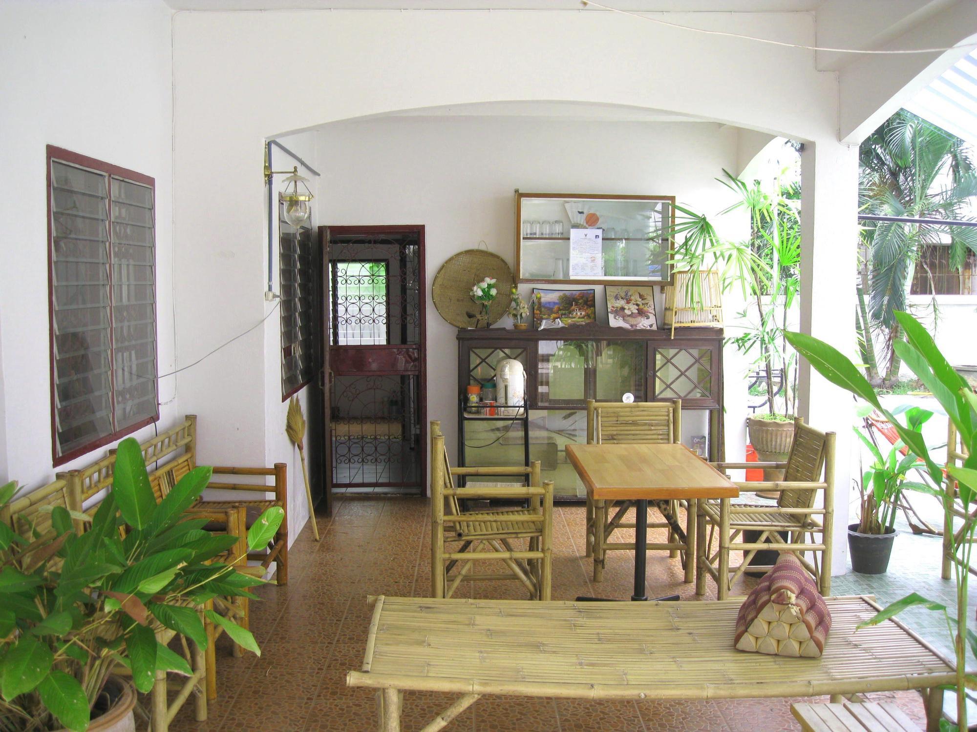 Sri Krung Guest House 大城 外观 照片